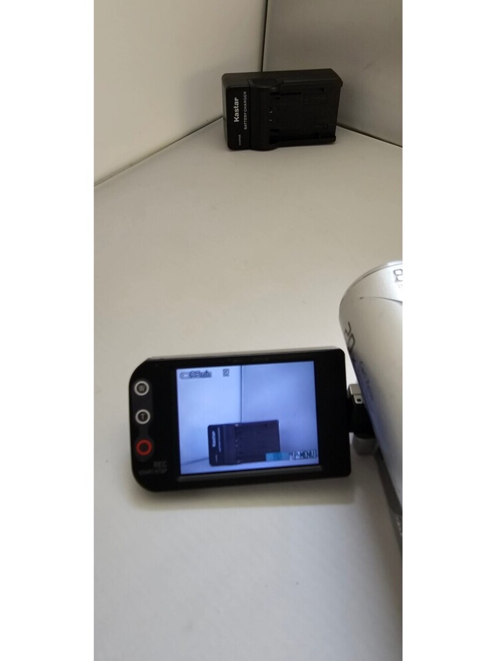 Sony Handycam DCR-DVD103 Camcorder with Case, Battery Charger, and Battery Works - Picture 4 of 15